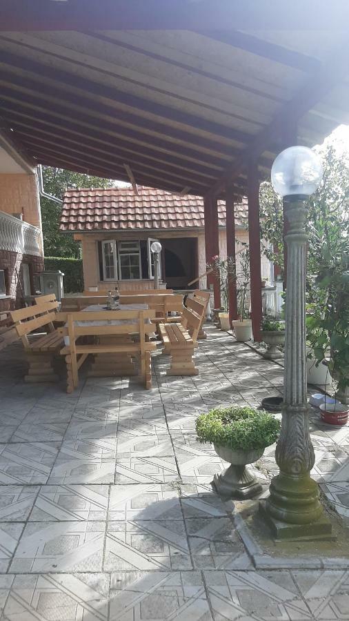 Hotel Aleksandar Vila Br Vrdnik Zewnętrze zdjęcie